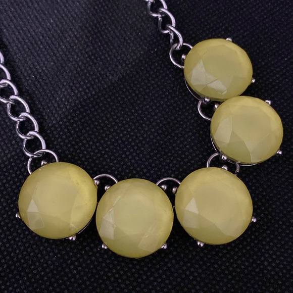 Vintage Acrylic yellow button beads with Silver tone necklace - Picture 3 of 4